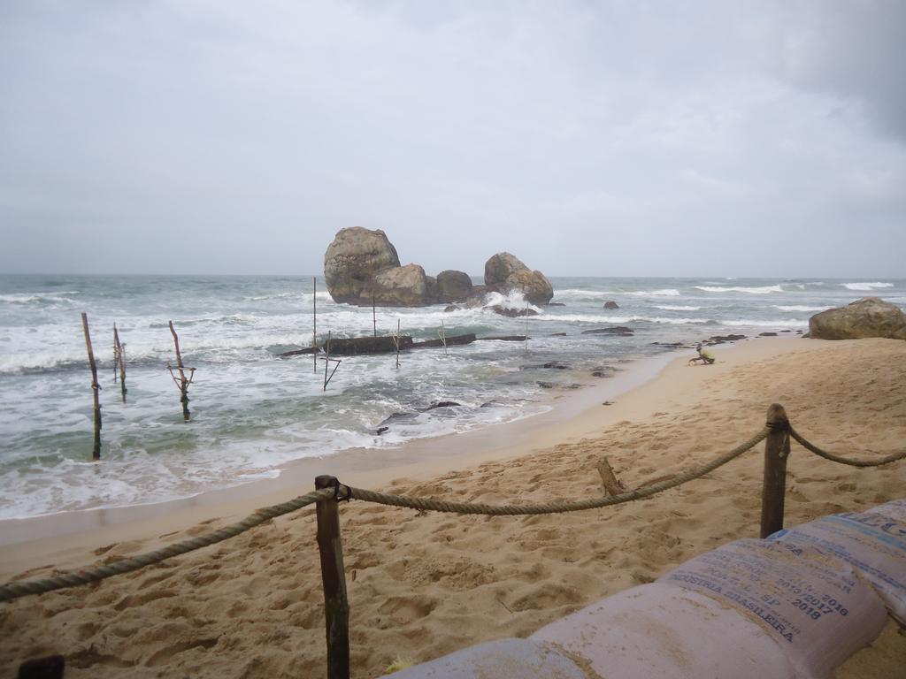 Sanaya Homestay Tangalle Exteriör bild