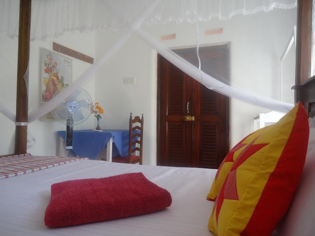 Sanaya Homestay Tangalle Exteriör bild